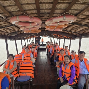 famtrip-toa-dam-tren-tau-la-marguerite-voi-chu-de-lien-ket-phat-trien-du-lich-duong-song