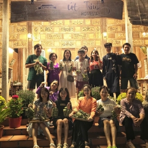 goi-banh-tet-don-tet-que