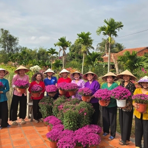 khong-khi-ron-rang-tieng-cuoi-tai-homestay-ut-trinh-chuan-bi-cho-tet-binh-ngo