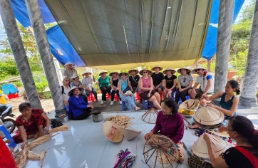 Nghề chằm Nón Lá Vĩnh Long