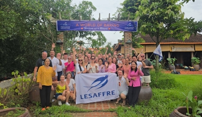 Đoàn khách Pháp làm bột men bột mì khắp thế giới ngày 10/11/2025