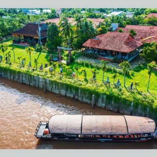 HOMESTAY ÚT TRINH 